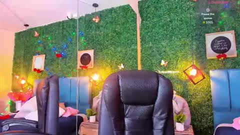 Lina  online show from December 2, 11:26 am