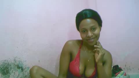 linah1123 online show from February 2, 1:59 am