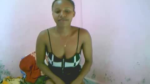 linah1123 online show from April 12, 6:24 pm