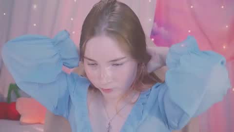 Lina online show from December 18, 5:02 am