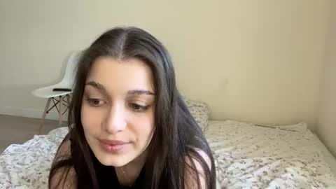 Snapshot of linamurrrr chatting on June 21, 11:13 am Nicolas and Lina online show from June 21, 11:13 am