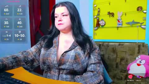 Snapshot of linasexy777 chatting on April 27, 6:11 am Lina online show from April 27, 6:11 am