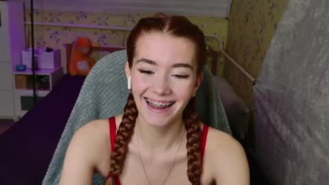 Luna online show from April 21, 6:23 pm