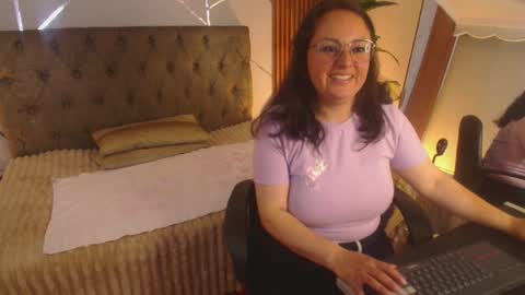 Snapshot of linceadictiva chatting on May 28, 12:57 pm LINCE online show from May 28, 12:57 pm
