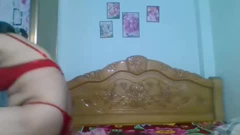 Snapshot of linda2493 chatting on September 18, 12:40 pm linda2493 online show from September 18, 12:40 pm