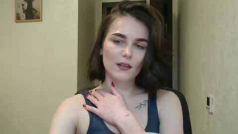 Snapshot of linda_aa chatting on April 28, 7:08 pm Linda online show from April 28, 7:08 pm