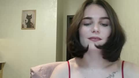 Snapshot of linda_aa chatting on May 12, 7:11 pm Linda online show from May 12, 7:11 pm