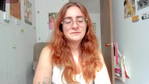 Giggles  online show from October 6, 2:14 pm