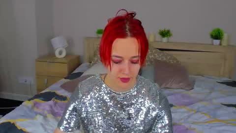 Snapshot of linda_jonys chatting on February 5, 7:35 am Linda online show from February 5, 7:35 am