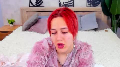 Snapshot of linda_jonys chatting on February 9, 7:45 am Linda online show from February 9, 7:45 am