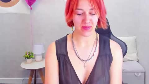 Snapshot of linda_jonys chatting on February 28, 9:43 am Linda online show from February 28, 9:43 am