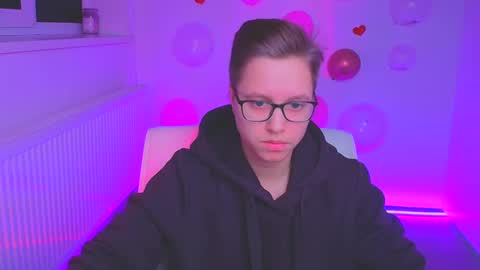 Linda online show from February 18, 9:21 am