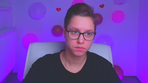 Linda online show from February 24, 12:52 am