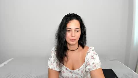 Snapshot of lindainsatiable chatting on June 14, 2:24 am Linda online show from June 14, 2:24 am