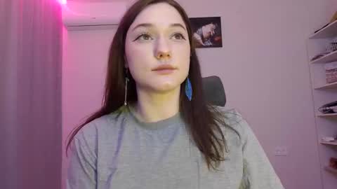 Snapshot of lindamlem chatting on December 1, 6:24 pm Call me Linda online show from December 1, 6:24 pm