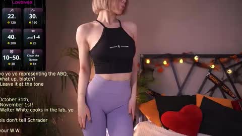 your Linda is back online show from October 28, 4:27 am