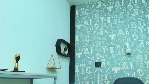  Lindsey  online show from October 23, 12:15 pm