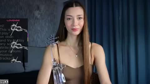 Snapshot of lindsey_mey chatting on June 17, 9:27 pm Lindsey online show from June 17, 9:27 pm