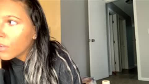 Snapshot of lindsey_w1 chatting on February 26, 9:58 pm Lexus online show from February 26, 9:58 pm