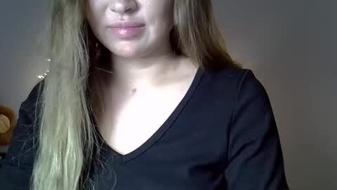 Anna online show from January 8, 10:01 pm