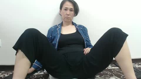 Snapshot of linkisskiss chatting on April 20, 7:00 am LinKissKiss online show from April 20, 7:00 am