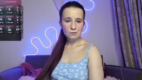 linnsweety online show from November 5, 7:25 pm