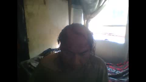 Snapshot of linseyyy chatting on January 23, 8:24 pm belledelfyyy online show from January 23, 8:24 pm