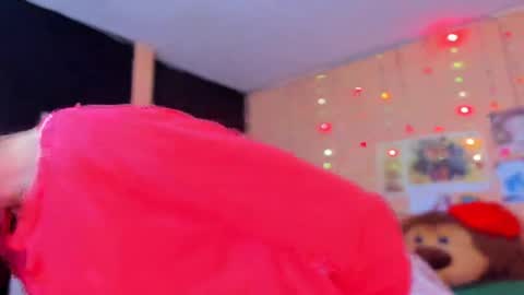 Lio Rouse online show from April 2, 3:15 am