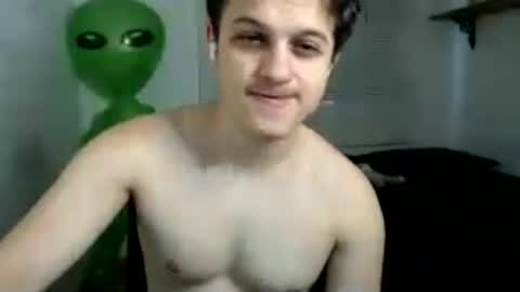Snapshot of lioncluess chatting on June 11, 6:28 pm Lion Cluess online show from June 11, 6:28 pm