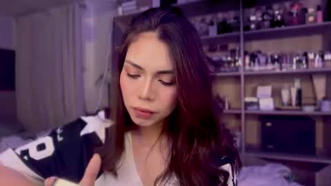 Snapshot of lioraeofophirxx chatting on December 1, 7:08 pm Liora of Ophir online show from December 1, 7:08 pm