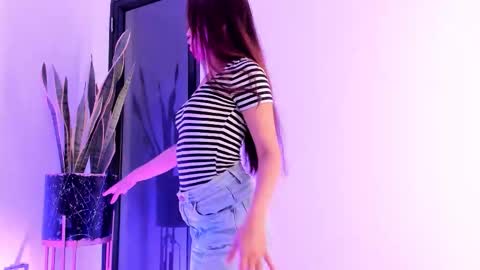 Snapshot of liorah_wolf chatting on March 3, 8:15 pm Liorah wolf online show from March 3, 8:15 pm