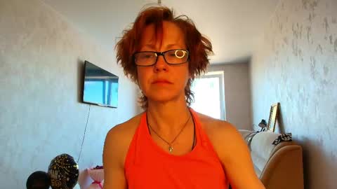 Liora Weiss online show from May 22, 10:21 am