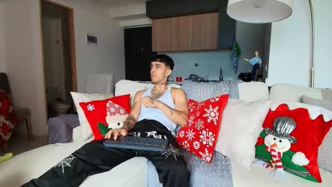 Lior Vante online show from January 6, 5:49 pm