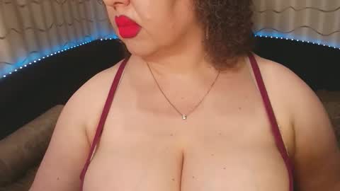 LIpsAddiction online show from February 8, 9:29 pm