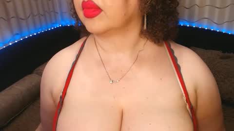 Snapshot of lipsaddiction chatting on May 31, 10:00 pm LIpsAddiction online show from May 31, 10:00 pm