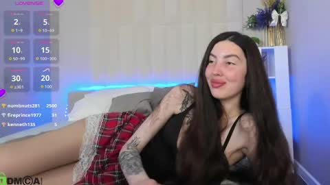 Lira revery online show from April 17, 11:08 pm