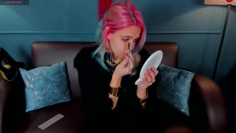 Snapshot of lirabelles chatting on January 14, 9:59 am hello Ill be waiting for you during these hours tue 10am-5pm wed 3am-5pm thu 3am-5pm fri 3am-10am sat 10am-5pm sun 3am-1GMT online show from January 14, 9:59 am