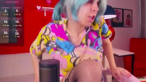 Snapshot of lirabelles chatting on February 15, 8:02 am hello Ill be waiting for you during these hours tue 10am-5pm wed 3am-5pm thu 3am-5pm fri 3am-10am sat 10am-5pm sun 3am-1GMT online show from February 15, 8:02 am