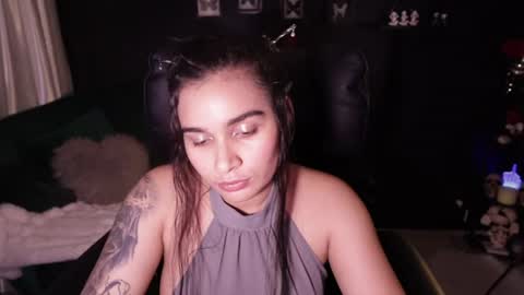 Snapshot of lireesa chatting on July 1, 5:09 am Lire online show from July 1, 5:09 am