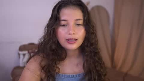 Lily see u on december 2 online show from January 7, 6:54 pm