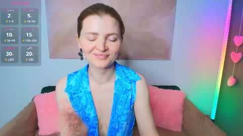 Snapshot of lisa__evans chatting on June 26, 2:05 am Lisa online show from June 26, 2:05 am