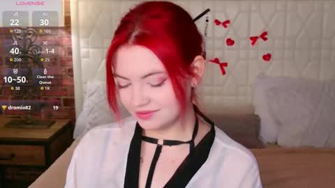 Snapshot of lisa_adamson chatting on February 27, 6:41 pm lisa_adamson online show from February 27, 6:41 pm