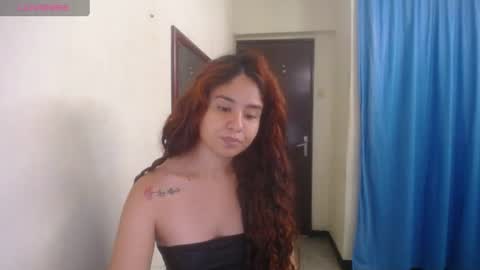 Snapshot of lisa_branch chatting on June 13, 12:25 pm lisa_branch online show from June 13, 12:25 pm