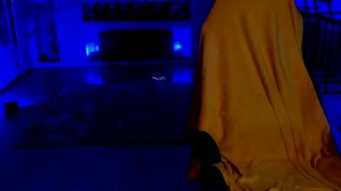 lisa_elfy online show from February 8, 5:40 am