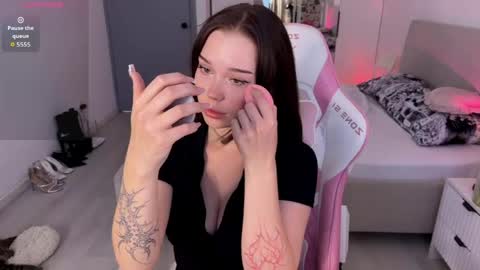 Snapshot of lisa_moons chatting on May 28, 3:53 pm lisa_moons online show from May 28, 3:53 pm