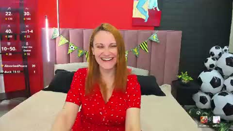 Snapshot of lisaamoree chatting on July 13, 1:30 am Ur sensual Lisa online show from July 13, 1:30 am
