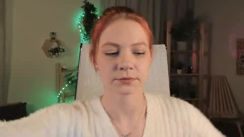 Snapshot of lisaaris chatting on May 3, 3:29 pm Lisa Aris online show from May 3, 3:29 pm