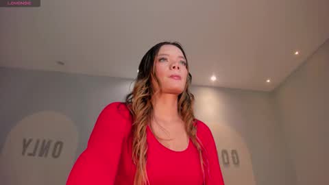 Lisa  Flowers online show from March 21, 10:53 am