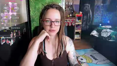 Snapshot of lisafoxy_y chatting on July 11, 6:38 am Lisa online show from July 11, 6:38 am