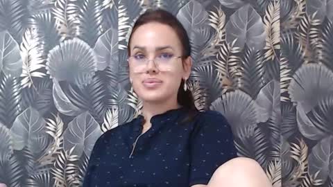 Snapshot of lisagrand chatting on September 17, 2:19 pm Lisa Grand online show from September 17, 2:19 pm